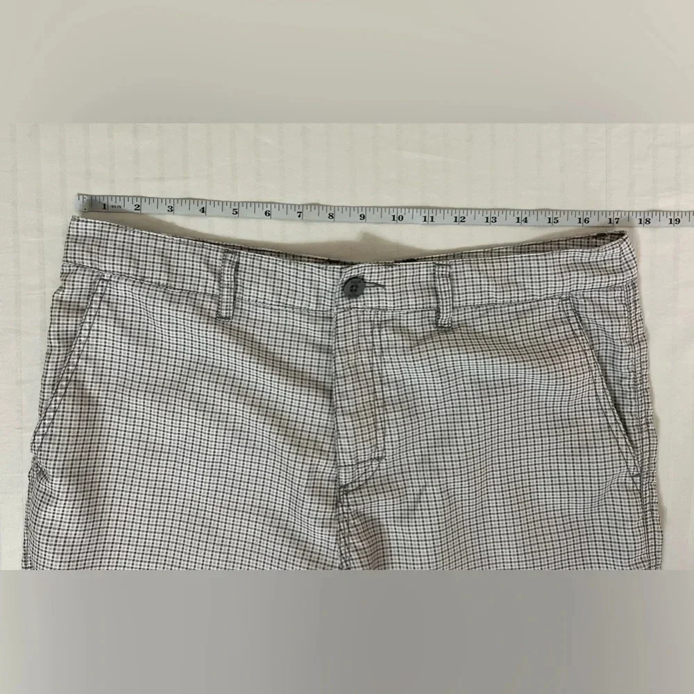Valor Men's Board Shorts White Gray  Size 34